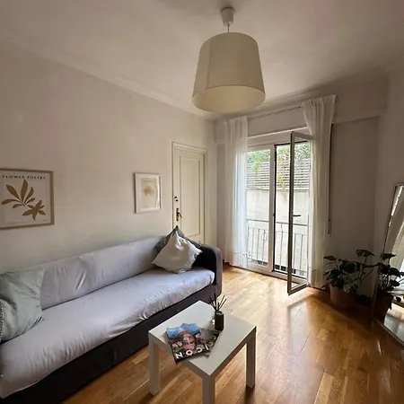 In Spacious In City Center Appartement